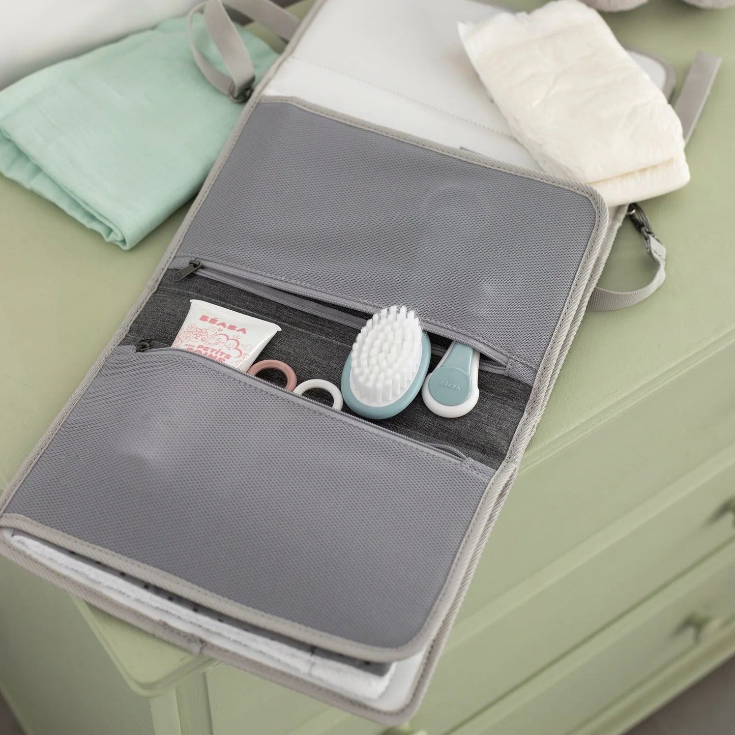 On-The-Go Changing Pouch