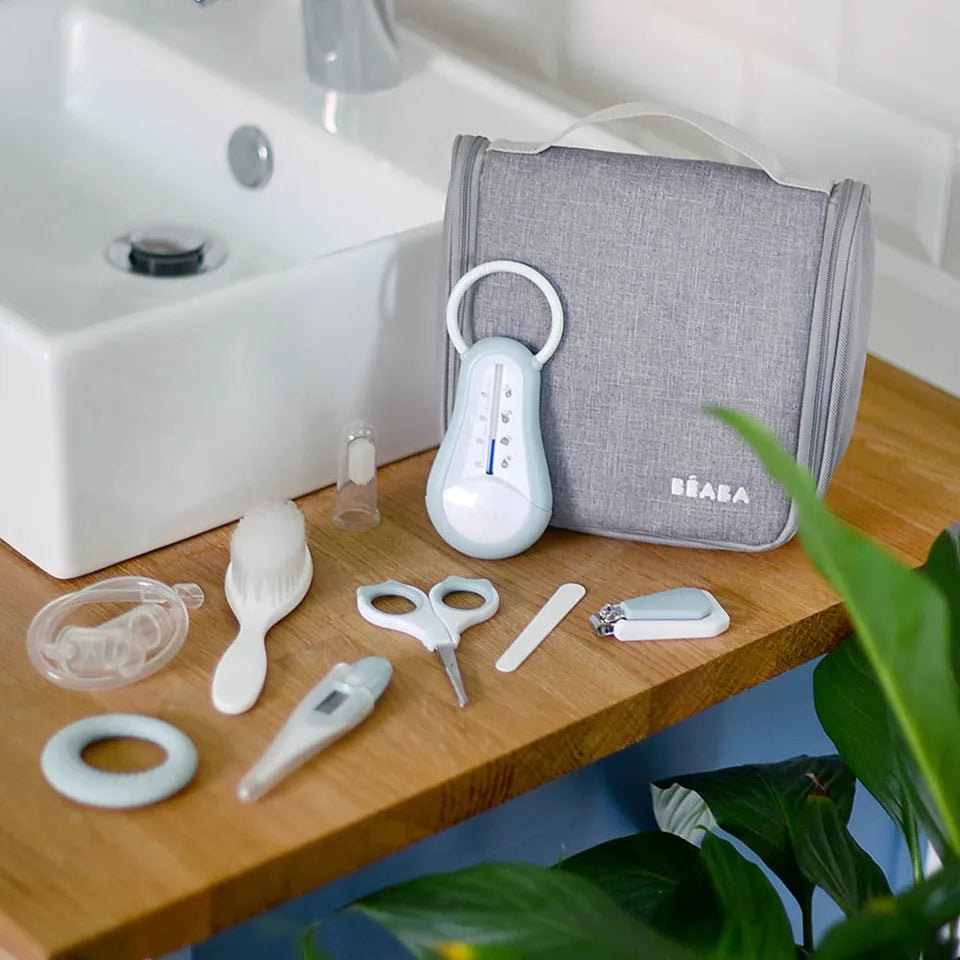 Hanging Toiletry Pouch