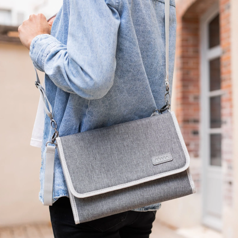 On-The-Go Changing Pouch