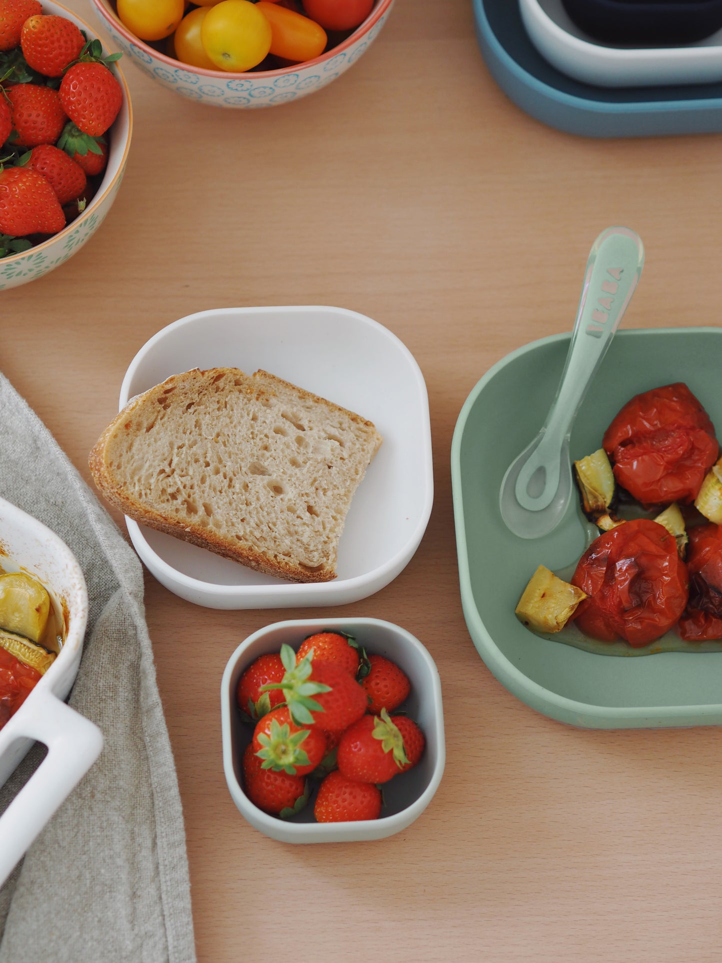 Set of 3 Silicone Nesting Bowls
