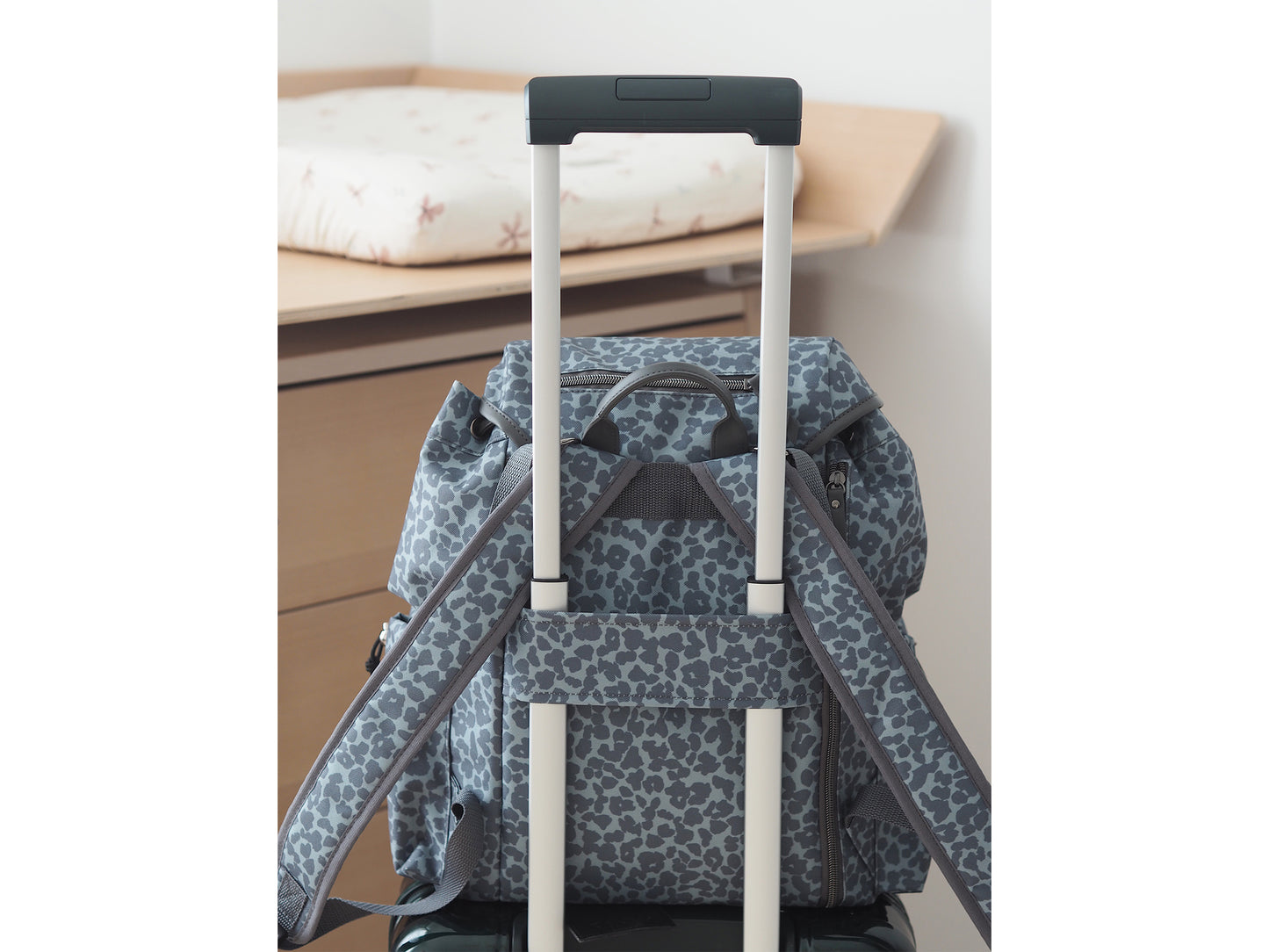 Vancouver Nursery Backpack XL